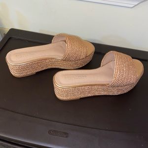 Fashion Nova Platform Sandals **NEVER WORN**